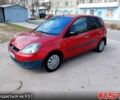 Червоний Форд Фієста, об'ємом двигуна 1.2 л та пробігом 240 тис. км за 2600 $, фото 1 на Automoto.ua