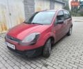 Красный Форд Фиеста, объемом двигателя 1.4 л и пробегом 237 тыс. км за 3650 $, фото 7 на Automoto.ua