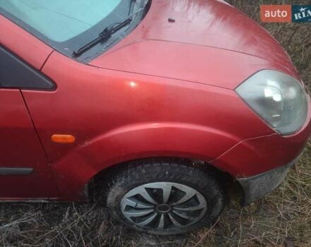 Красный Форд Фиеста, объемом двигателя 1.4 л и пробегом 175 тыс. км за 1750 $, фото 17 на Automoto.ua