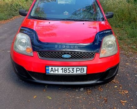 Червоний Форд Фієста, об'ємом двигуна 1.2 л та пробігом 140 тис. км за 2999 $, фото 5 на Automoto.ua