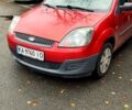 Красный Форд Фиеста, объемом двигателя 1.3 л и пробегом 190 тыс. км за 3610 $, фото 1 на Automoto.ua
