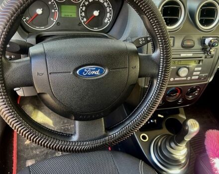 Форд Фиеста 2007 в Жмеренке на Automoto.ua Красный Форд Фиеста, объемом двигателя 1.4 л и пробегом 151 тыс. км за 3900 $, фото 3 на Automoto.ua