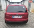 Красный Форд Фиеста, объемом двигателя 1.4 л и пробегом 237 тыс. км за 3650 $, фото 1 на Automoto.ua