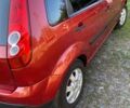 Красный Форд Фиеста, объемом двигателя 1.24 л и пробегом 153 тыс. км за 4500 $, фото 3 на Automoto.ua