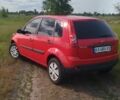 Червоний Форд Фієста, об'ємом двигуна 1.25 л та пробігом 153 тис. км за 3600 $, фото 2 на Automoto.ua