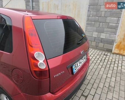 Красный Форд Фиеста, объемом двигателя 1.4 л и пробегом 237 тыс. км за 3650 $, фото 5 на Automoto.ua