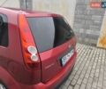 Красный Форд Фиеста, объемом двигателя 1.4 л и пробегом 237 тыс. км за 3650 $, фото 5 на Automoto.ua