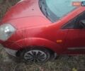 Красный Форд Фиеста, объемом двигателя 1.4 л и пробегом 175 тыс. км за 1750 $, фото 3 на Automoto.ua
