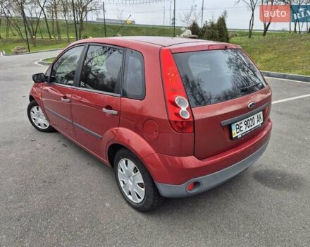 Червоний Форд Фієста, об'ємом двигуна 1.2 л та пробігом 158 тис. км за 3500 $, фото 6 на Automoto.ua