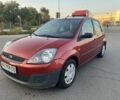 Червоний Форд Фієста, об'ємом двигуна 1.4 л та пробігом 130 тис. км за 3908 $, фото 2 на Automoto.ua