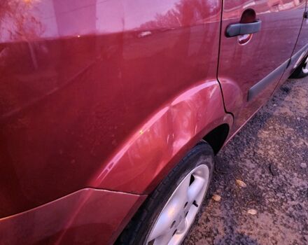 Красный Форд Фиеста, объемом двигателя 1.4 л и пробегом 255 тыс. км за 3100 $, фото 6 на Automoto.ua