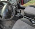 Красный Форд Фиеста, объемом двигателя 1.4 л и пробегом 210 тыс. км за 2950 $, фото 3 на Automoto.ua