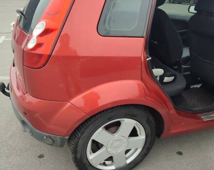 Красный Форд Фиеста, объемом двигателя 1.4 л и пробегом 170 тыс. км за 4100 $, фото 29 на Automoto.ua