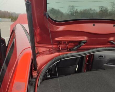 Красный Форд Фиеста, объемом двигателя 1.4 л и пробегом 170 тыс. км за 4100 $, фото 40 на Automoto.ua