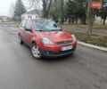 Красный Форд Фиеста, объемом двигателя 1.4 л и пробегом 177 тыс. км за 4400 $, фото 1 на Automoto.ua