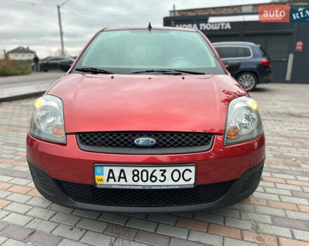 Красный Форд Фиеста, объемом двигателя 1.24 л и пробегом 170 тыс. км за 3999 $, фото 8 на Automoto.ua