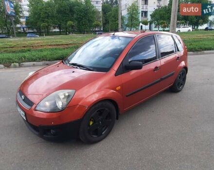 Червоний Форд Фієста, об'ємом двигуна 1.4 л та пробігом 149 тис. км за 3200 $, фото 20 на Automoto.ua