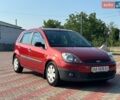 Красный Форд Фиеста, объемом двигателя 1.4 л и пробегом 118 тыс. км за 4750 $, фото 1 на Automoto.ua