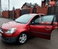 Червоний Форд Фієста, об'ємом двигуна 1.4 л та пробігом 130 тис. км за 4300 $, фото 4 на Automoto.ua