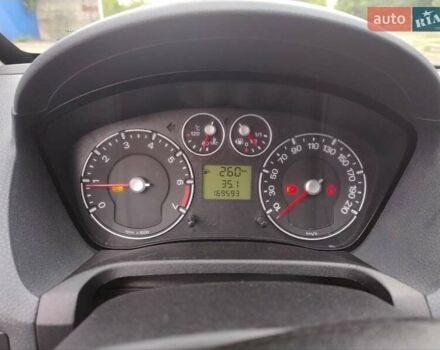 Червоний Форд Фієста, об'ємом двигуна 1.25 л та пробігом 170 тис. км за 2700 $, фото 2 на Automoto.ua