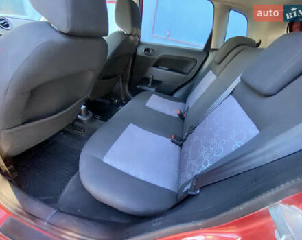 Форд Фиеста 2008 в Хмельницком на Automoto.ua Красный Форд Фиеста, объемом двигателя 1.39 л и пробегом 189 тыс. км за 3650 $, фото 26 на Automoto.ua