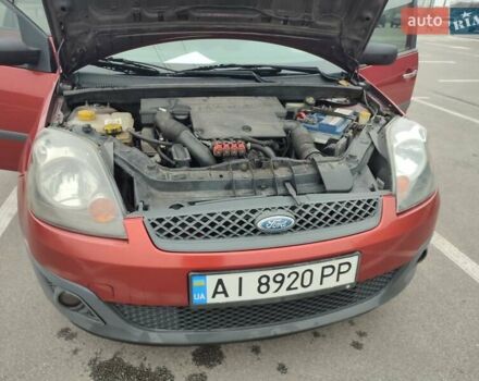 Красный Форд Фиеста, объемом двигателя 1.4 л и пробегом 170 тыс. км за 4100 $, фото 33 на Automoto.ua