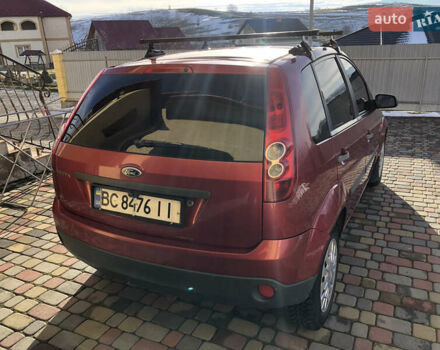 Червоний Форд Фієста, об'ємом двигуна 1.25 л та пробігом 140 тис. км за 2999 $, фото 9 на Automoto.ua