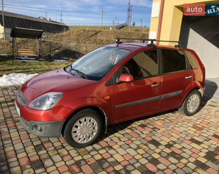 Червоний Форд Фієста, об'ємом двигуна 1.25 л та пробігом 140 тис. км за 2999 $, фото 5 на Automoto.ua