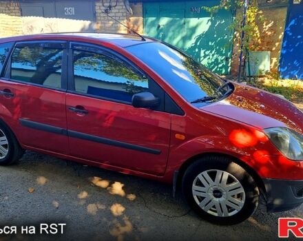Красный Форд Фиеста, объемом двигателя 1.4 л и пробегом 247 тыс. км за 4158 $, фото 2 на Automoto.ua