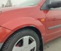 Красный Форд Фиеста, объемом двигателя 1.4 л и пробегом 170 тыс. км за 4100 $, фото 3 на Automoto.ua
