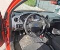 Красный Форд Фиеста, объемом двигателя 1.4 л и пробегом 84 тыс. км за 6000 $, фото 7 на Automoto.ua