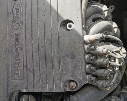 Красный Форд Фиеста, объемом двигателя 1.4 л и пробегом 84 тыс. км за 6000 $, фото 14 на Automoto.ua