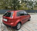 Красный Форд Фиеста, объемом двигателя 1.3 л и пробегом 169 тыс. км за 4000 $, фото 8 на Automoto.ua