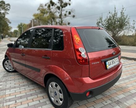 Красный Форд Фиеста, объемом двигателя 1.3 л и пробегом 169 тыс. км за 4000 $, фото 2 на Automoto.ua