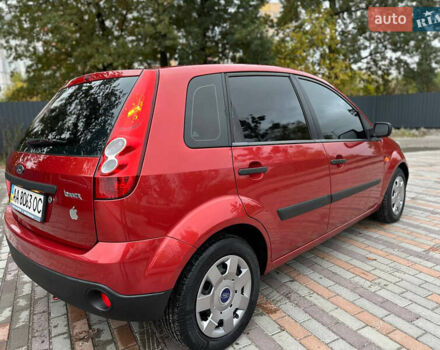 Красный Форд Фиеста, объемом двигателя 1.24 л и пробегом 170 тыс. км за 3999 $, фото 18 на Automoto.ua