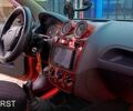 Красный Форд Фиеста, объемом двигателя 1.4 л и пробегом 294 тыс. км за 4400 $, фото 3 на Automoto.ua