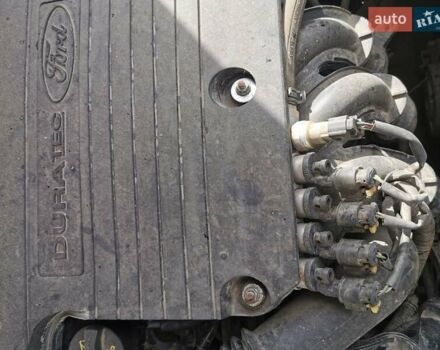 Красный Форд Фиеста, объемом двигателя 1.4 л и пробегом 84 тыс. км за 6000 $, фото 13 на Automoto.ua