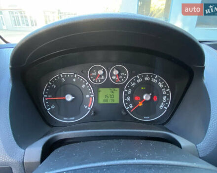 Форд Фиеста 2008 в Хмельницком на Automoto.ua Красный Форд Фиеста, объемом двигателя 1.39 л и пробегом 189 тыс. км за 3650 $, фото 29 на Automoto.ua