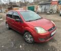 Червоний Форд Фієста, об'ємом двигуна 1.24 л та пробігом 177 тис. км за 2700 $, фото 1 на Automoto.ua