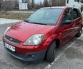 Червоний Форд Фієста, об'ємом двигуна 1.39 л та пробігом 113 тис. км за 5300 $, фото 1 на Automoto.ua