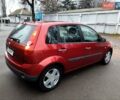 Червоний Форд Фієста, об'ємом двигуна 1.4 л та пробігом 130 тис. км за 4300 $, фото 20 на Automoto.ua