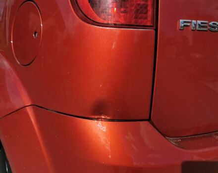 Красный Форд Фиеста, объемом двигателя 1.4 л и пробегом 84 тыс. км за 6000 $, фото 6 на Automoto.ua