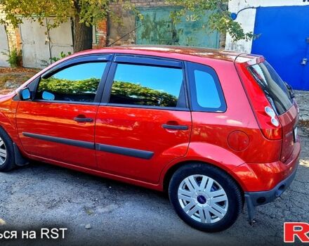 Красный Форд Фиеста, объемом двигателя 1.4 л и пробегом 247 тыс. км за 4158 $, фото 6 на Automoto.ua