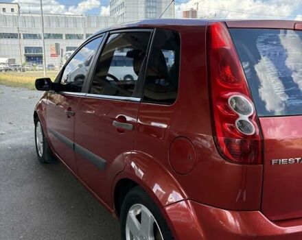 Червоний Форд Фієста, об'ємом двигуна 1.39 л та пробігом 200 тис. км за 4300 $, фото 11 на Automoto.ua