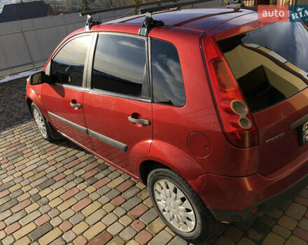 Червоний Форд Фієста, об'ємом двигуна 1.25 л та пробігом 140 тис. км за 2999 $, фото 7 на Automoto.ua