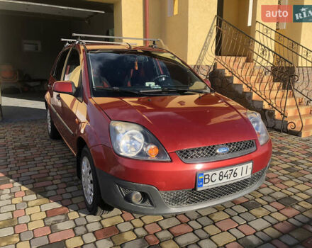 Червоний Форд Фієста, об'ємом двигуна 1.25 л та пробігом 140 тис. км за 2999 $, фото 3 на Automoto.ua