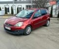 Червоний Форд Фієста, об'ємом двигуна 1.4 л та пробігом 190 тис. км за 3200 $, фото 1 на Automoto.ua