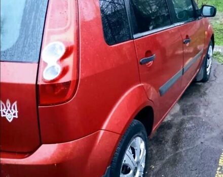 Червоний Форд Фієста, об'ємом двигуна 1.4 л та пробігом 164 тис. км за 3600 $, фото 1 на Automoto.ua