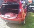 Красный Форд Фиеста, объемом двигателя 1.25 л и пробегом 131 тыс. км за 3500 $, фото 5 на Automoto.ua