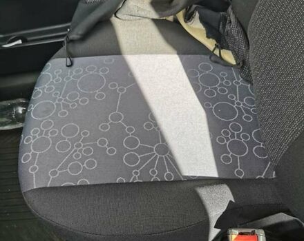 Красный Форд Фиеста, объемом двигателя 1.4 л и пробегом 84 тыс. км за 6000 $, фото 10 на Automoto.ua